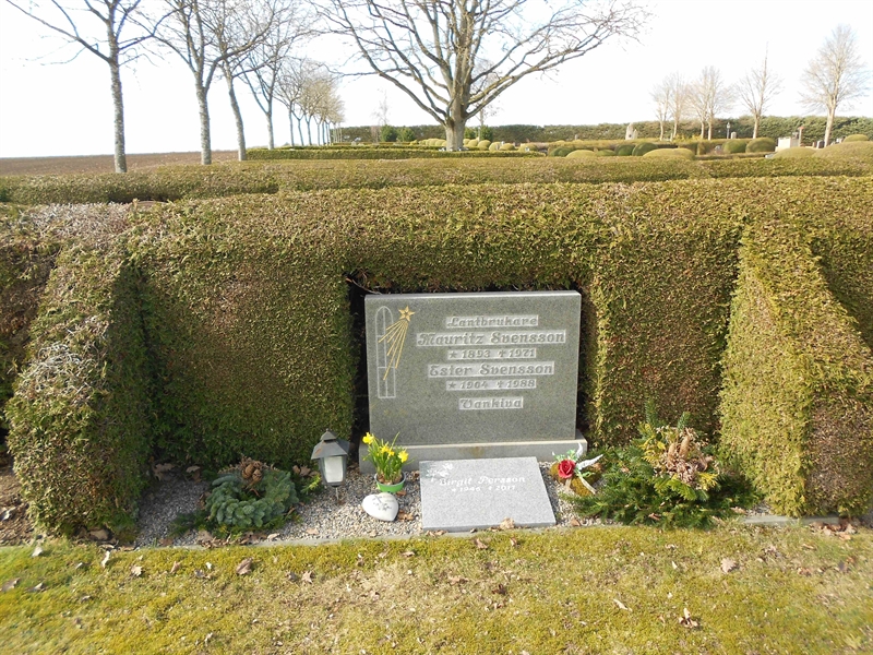 Grave number: V 30   159