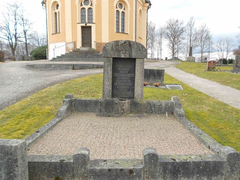 Grave number: NÅ G4   239, 240