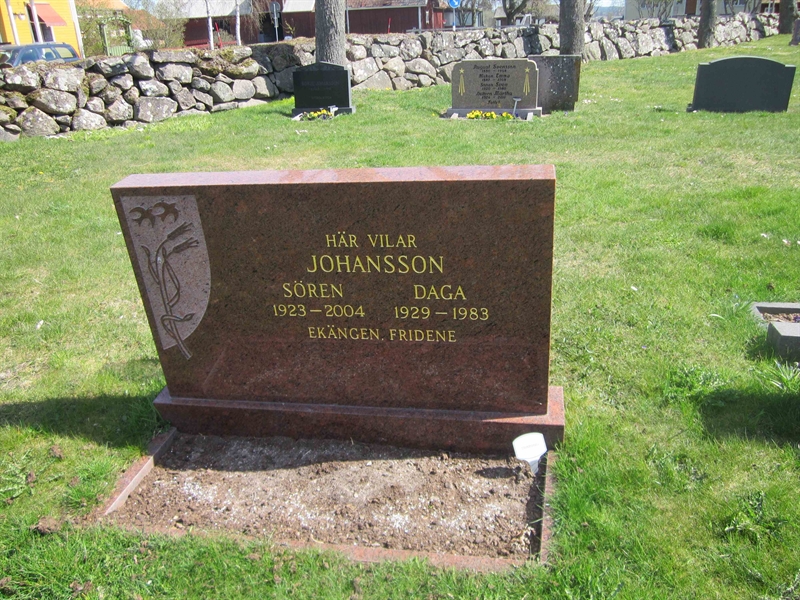 Grave number: 04 C  172, 173