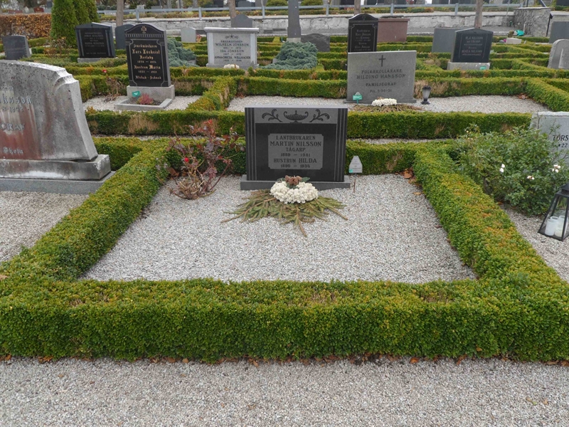 Grave number: ÖTN NMK1    62, 63