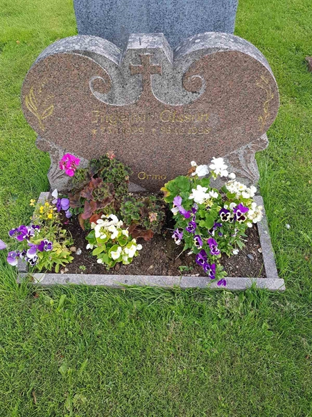 Grave number: 07 71278