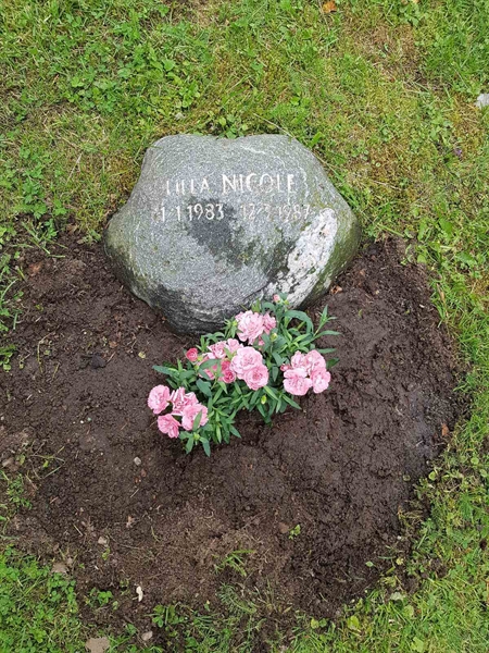 Grave number: 01  2328