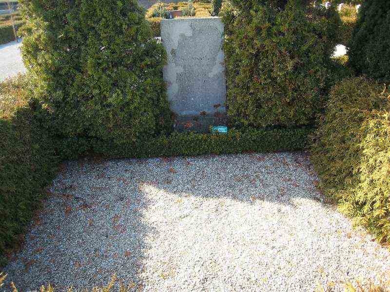 Grave number: VK I   102