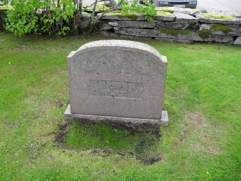 Grave number: JÄ V     4, 5