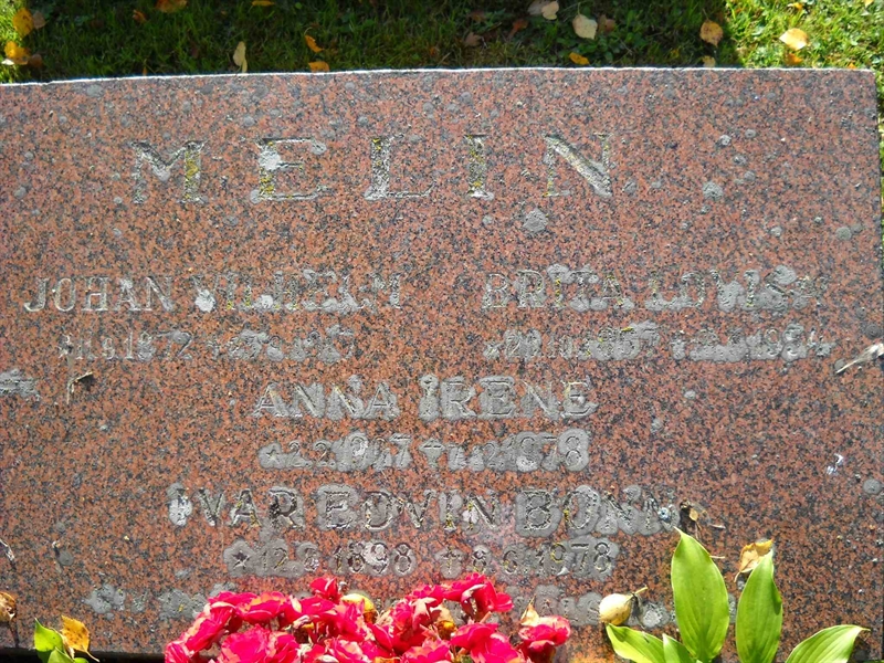 Grave number: 3 MB 17 22, 24