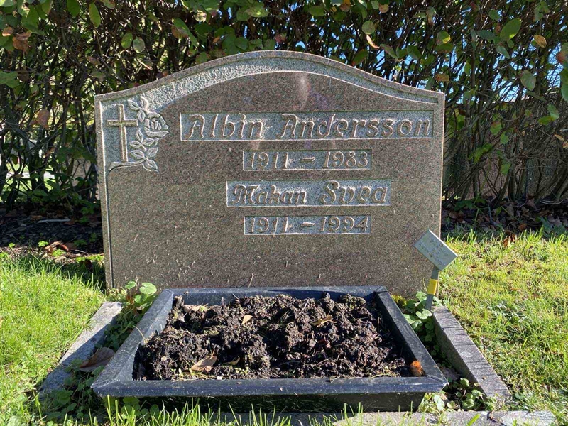 Grave number: 1 22     13