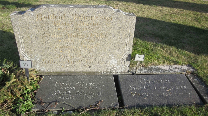 Grave number: KG C   116, 117