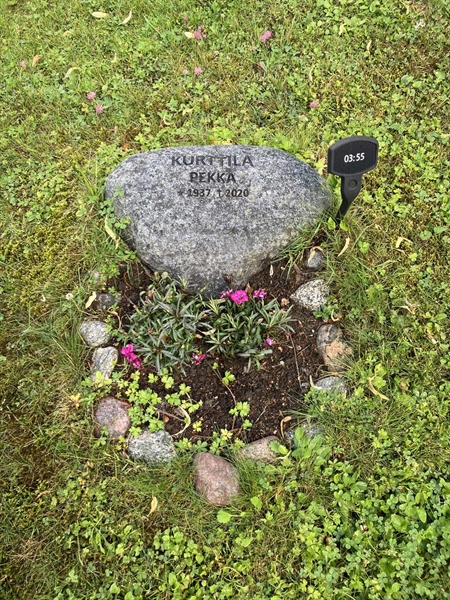 Grave number: 1 03    55
