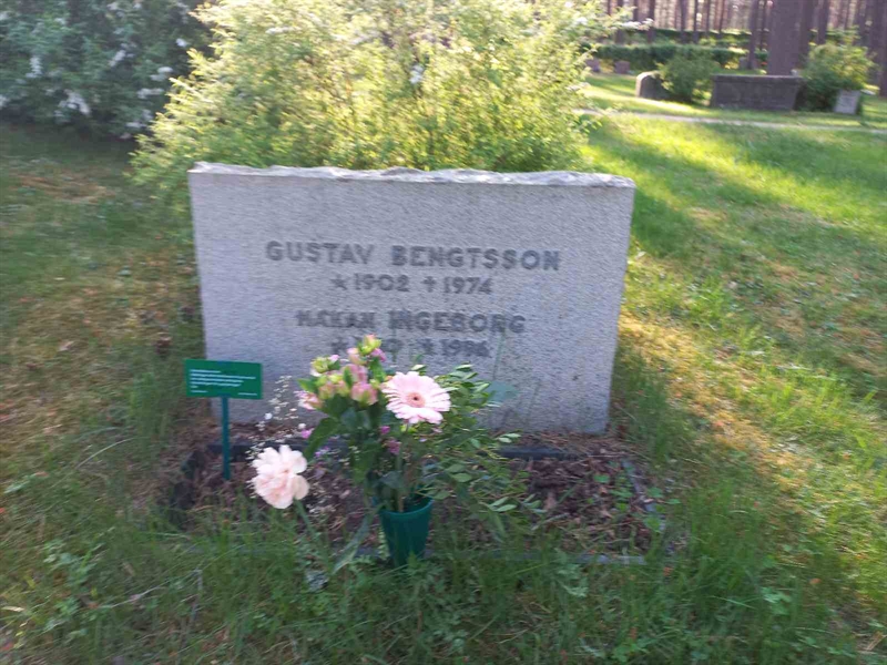 Grave number: 1 NF    78