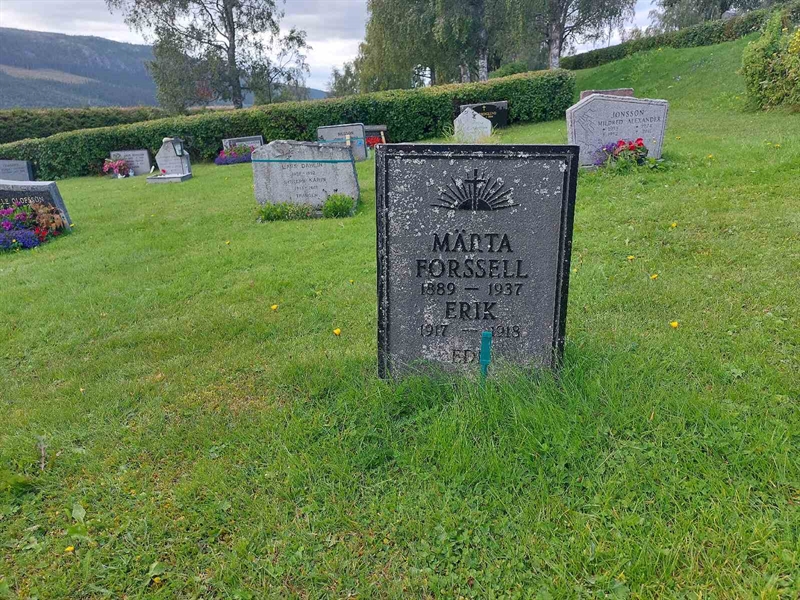 Grave number: K K   140B