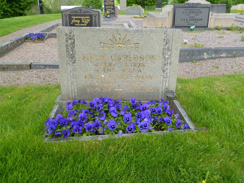 Grave number: ÖGG III   12, 13