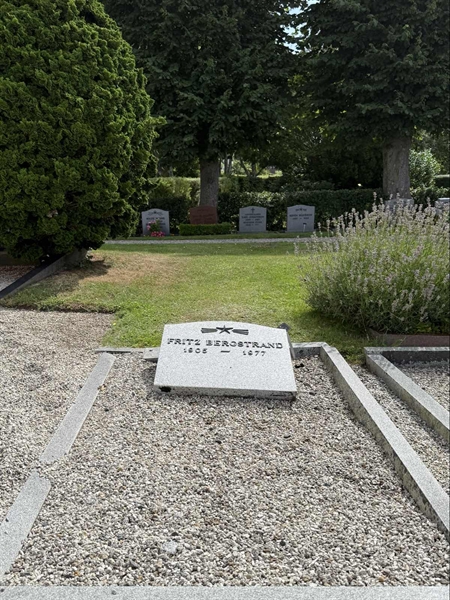 Grave number: ON C   418