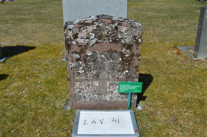 Grave number: LG V    41