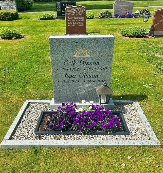 Hautatunnus: HU 7    33, 34