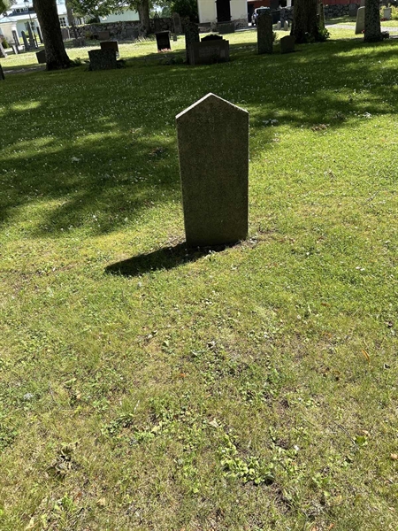 Grave number: 2 G  723-724