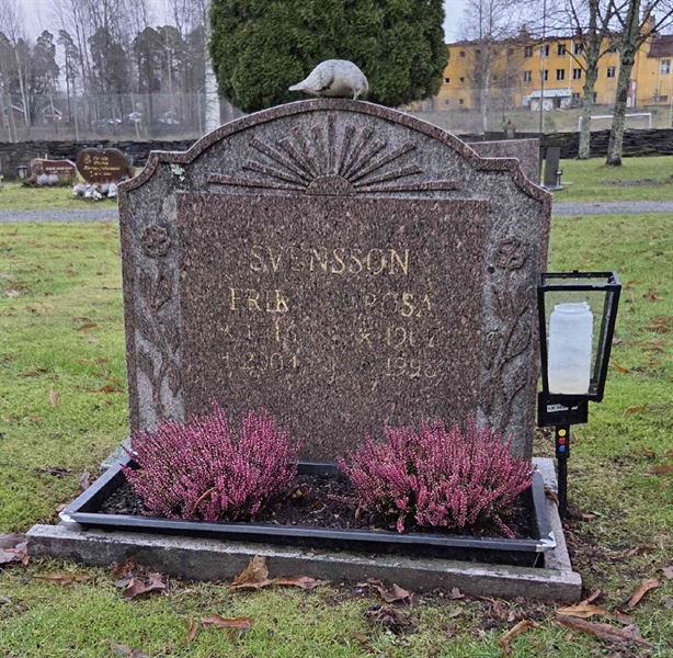 Gravnummer: 1 X   202-203