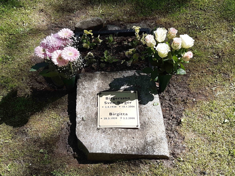 Grave number: KA 15   250