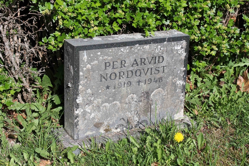 Grave number: A N  746