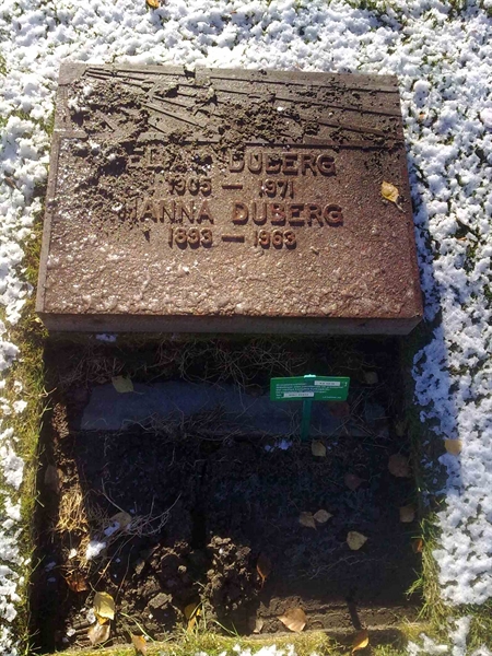 Grave number: KA 05    16