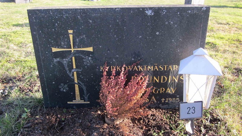Grave number: KG C    23, 24