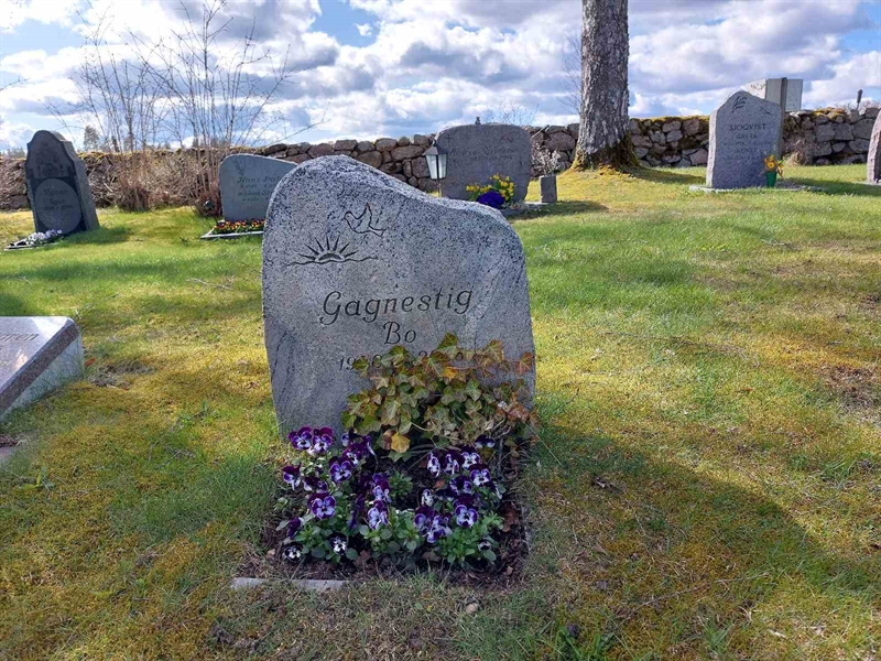 Grave number: HV 37    4