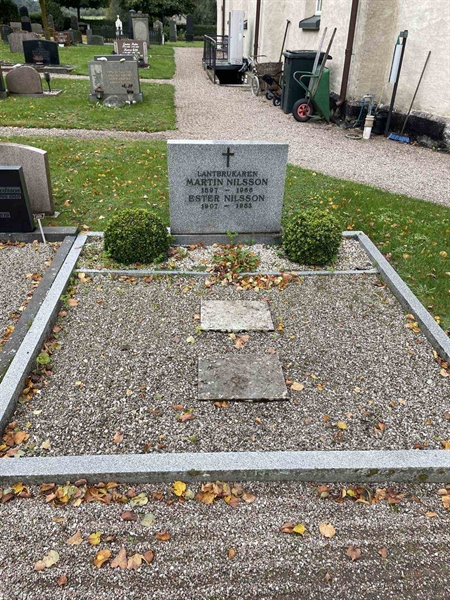 Grave number: ÖV D    21, 22