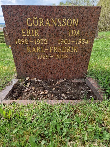 Grave number: 501 10 1660
