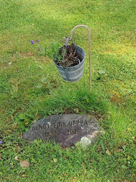 Grave number: OS ÖK U 165