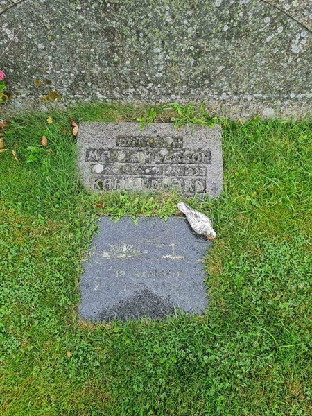 Grave number: KG 08   149, 150