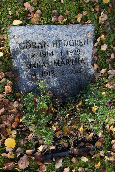 Grave number: 01 23    36