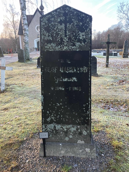 Hautatunnus: 2 C    28