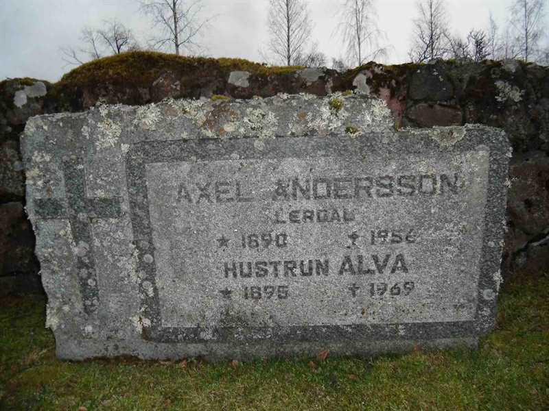 Gravnummer: 1 ÖG    15