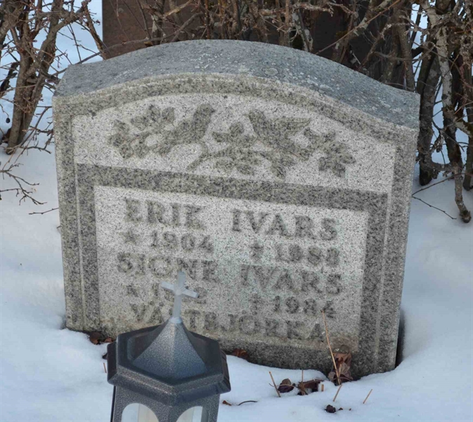 Gravnummer: 1 MAU   158