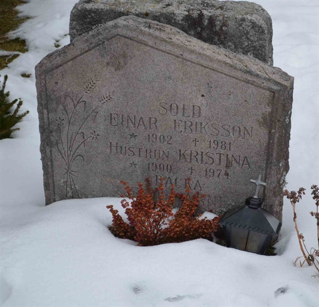 Gravnummer: 1 ÖK   173