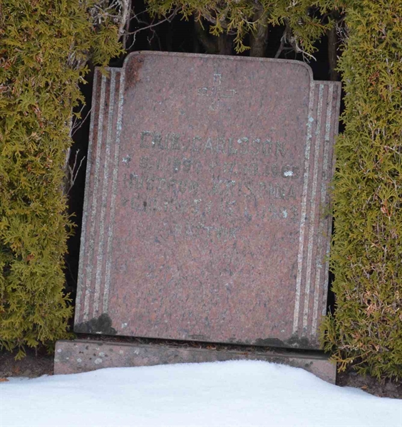 Gravnummer: 1 ÖK    47