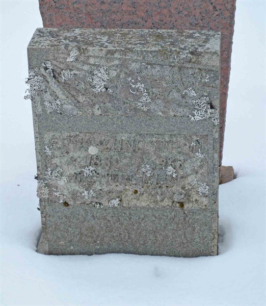 Gravnummer: 1 ÖL   145