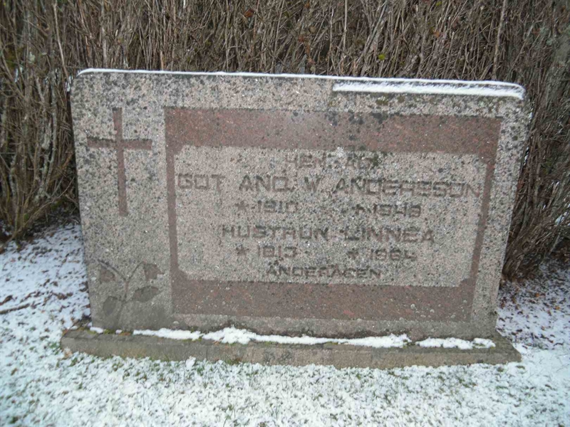 Gravnummer: 2 B    81