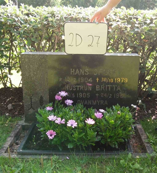 Gravnummer: 2 D    27