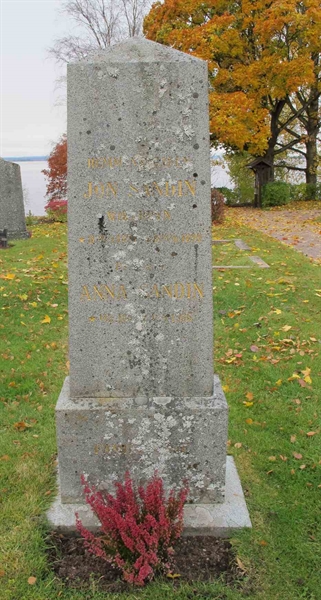 Gravnummer: 1 SF    50