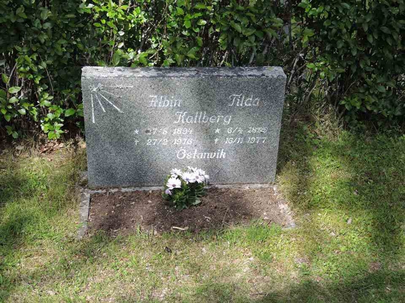 Gravnummer: 5 Ö A    26-29