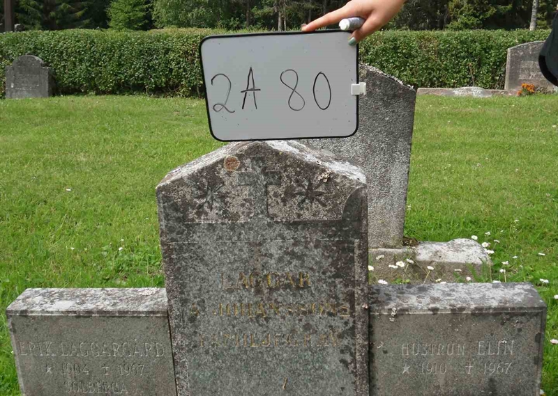 Gravnummer: 2 A    80
