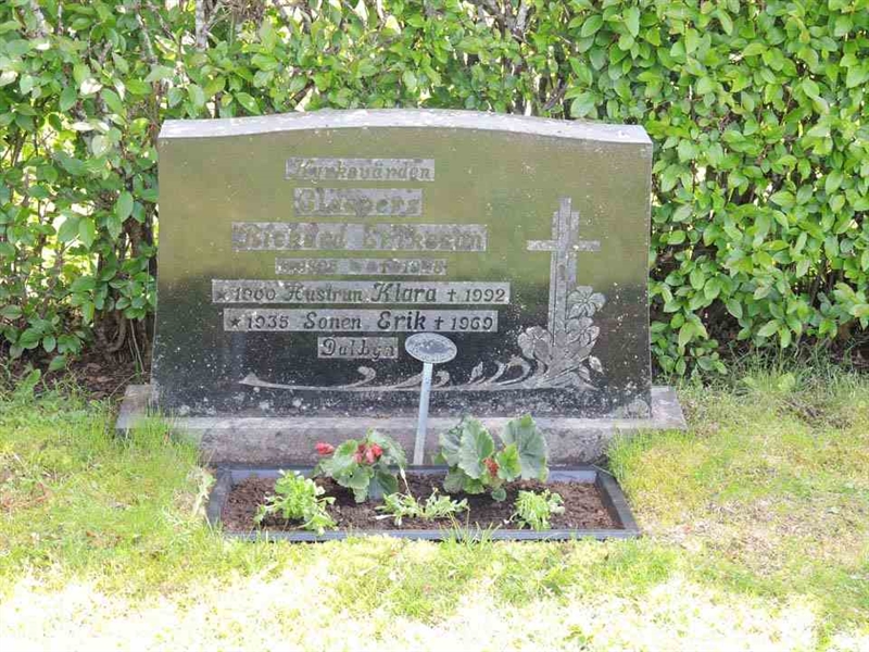 Gravnummer: 5 Ö A     7