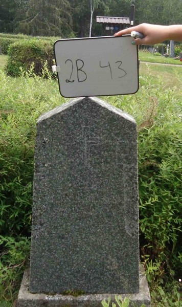 Gravnummer: 2 B    43