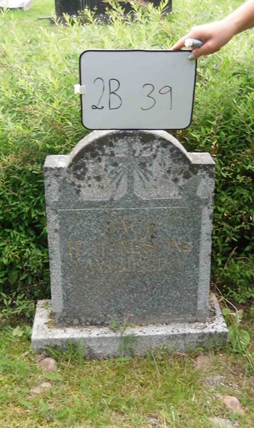 Gravnummer: 2 B    39