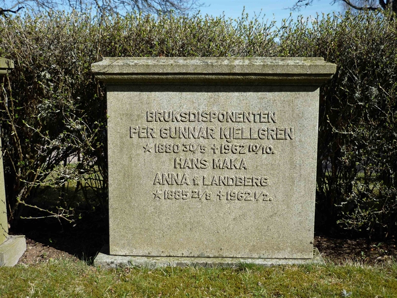 Grave number: ÖD 04    5, 6