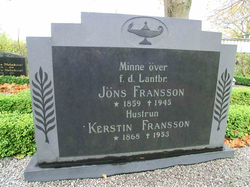 Grave number: ÄS 05    017