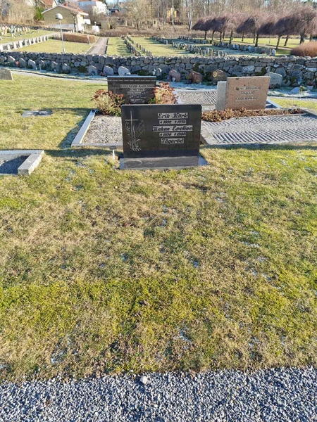 Grave number: TG 005 0663, 0664