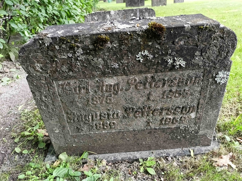 Gravnummer: 1 Ö 31   191V