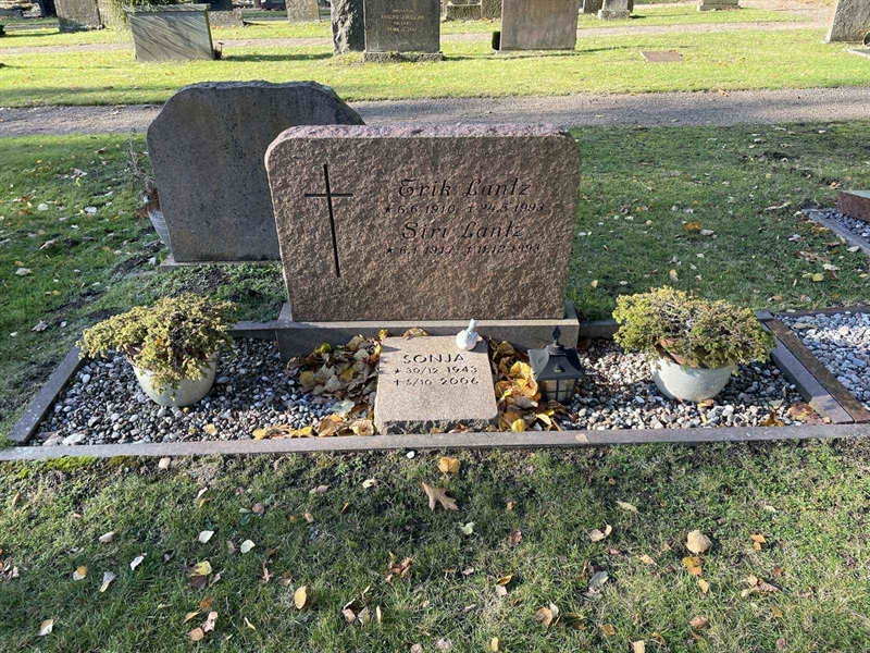 Grave number: VV 5   314, 315