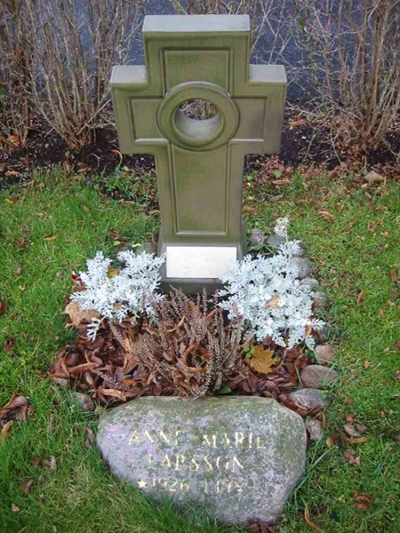 Grave number: KV F   23a-c